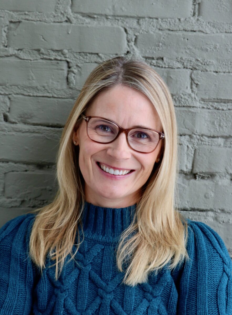 Headshot photo of Elisabeth ROmmel